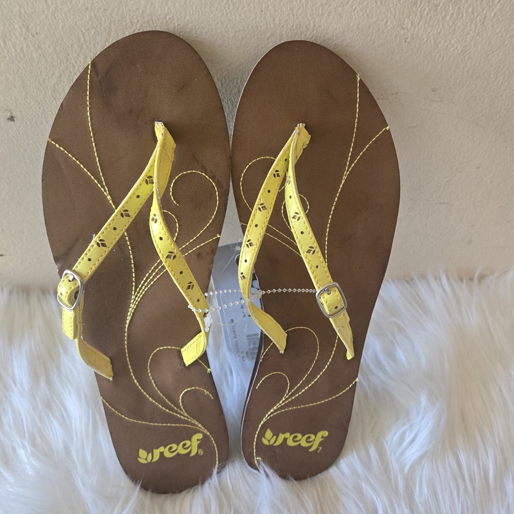 Reef Women's Yellow Sandals Size 7